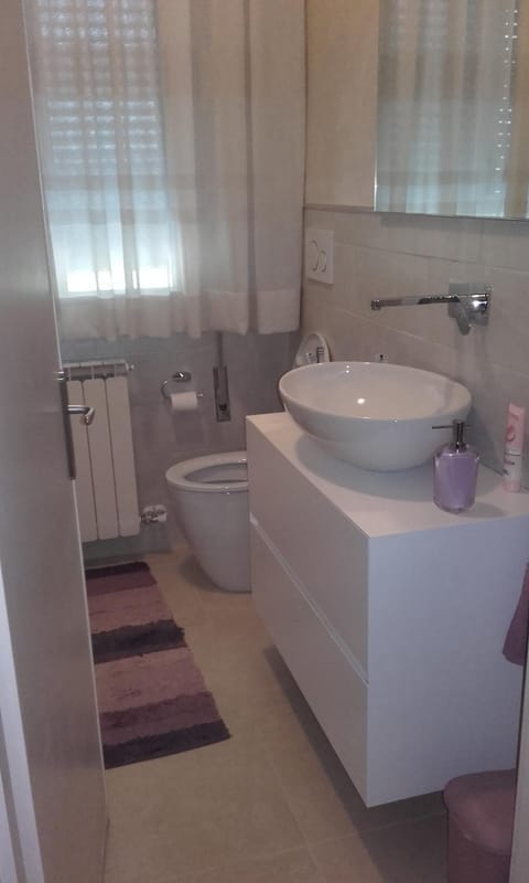 Il Giardino dei Ciliegi appartamento con 3 camere Apartment in Friuli-Venezia Giulia