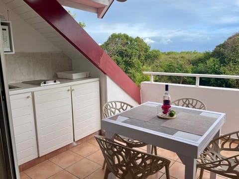 Natural landscape, View (from property/room), Dining area