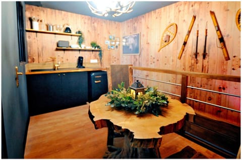 Living room, Lounge or bar