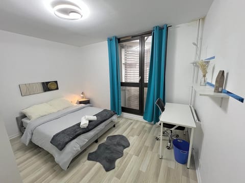 Chambre Parisienne - Proche RER & 20 min Paris Bed and Breakfast in Créteil