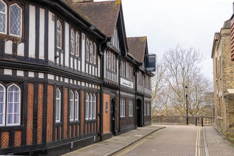 Property building, Street view