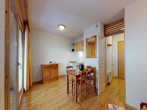 Property building, Living room, Other