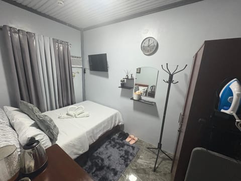 TV and multimedia, Coffee/tea facilities, Bedroom, flat iron