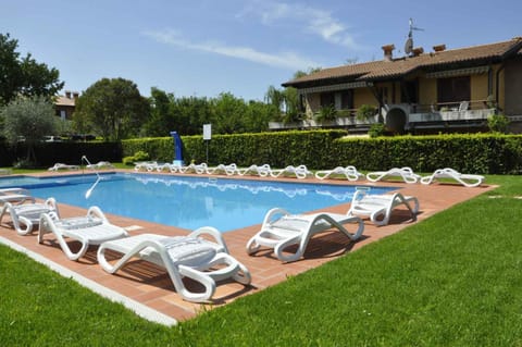 Summer, Swimming pool, sunbed