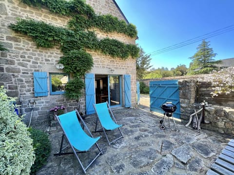 Maison en pierre charmante à Plouhinec, près des plages - FR-1-479-213 Villa in Brittany