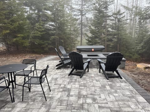 Patio, Hot Tub, fireplace