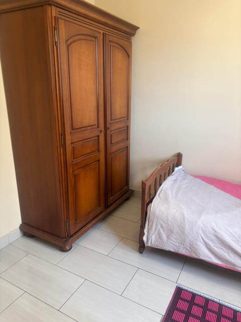 Home stay Spacious room Bed and Breakfast in Massy