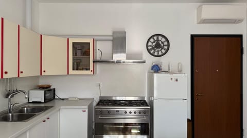 SE132 - Comodo trilocale a pochi minuti a piedi dal centro di Senigallia Apartment in Senigallia