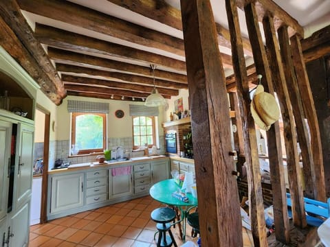 Séjour charmant - maison d'époque avec jardin - Côte d'Albâtre Bed and Breakfast in Normandy