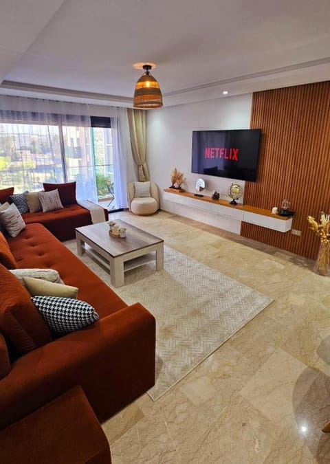 Communal lounge/ TV room, TV and multimedia, Living room