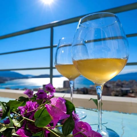 Day, Natural landscape, View (from property/room), Balcony/Terrace, Balcony/Terrace, Food and drinks, Sea view, Drinks