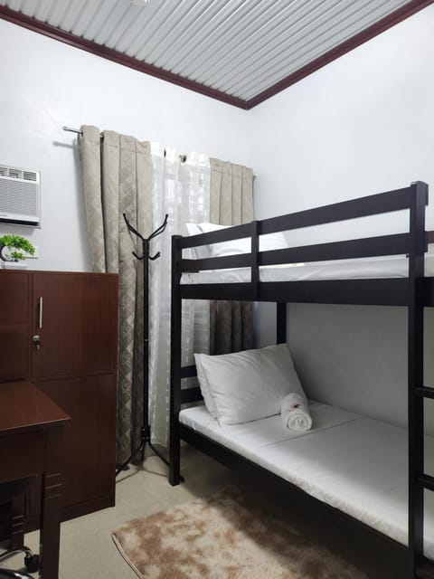 Bed, Photo of the whole room, Bedroom, bunk bed