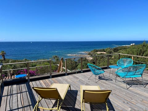 Maison à 50 m de la plage, 10 personnes, 5 chambres en corse du sud, Villa in Coti-Chiavari