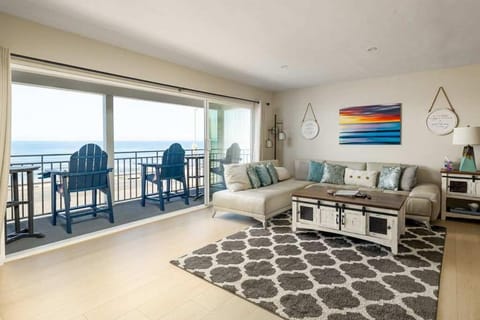 Beachfront Home In Carlsbad - Remodeled House in Carlsbad