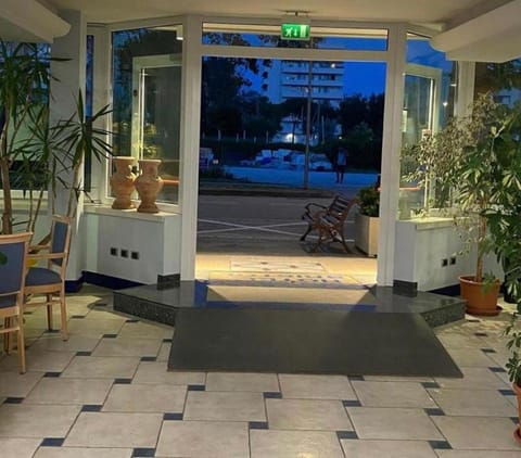 Hotel Bristol - a 30 mt dalla spiaggia Hotel in Misano Adriatico