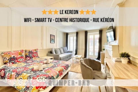 Bed, TV and multimedia, Living room, Photo of the whole room, Seating area, Bedroom, pet friendly, towels