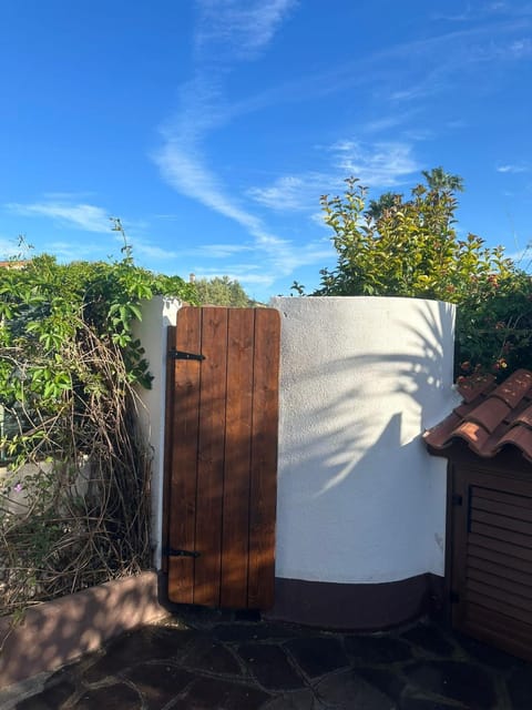 Inner courtyard view