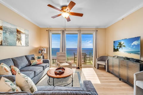 Beachfront 3BR Condo! Free Beach Chair Service! by Dolce Vita Getaways PCB! Apartment in Long Beach
