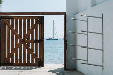 Villa Olga con accesso privato alla spiaggia di Nora Villa in Sardinia