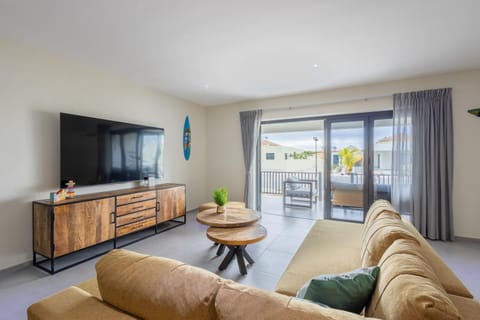 TV and multimedia, View (from property/room), Living room, Seating area, Evening entertainment