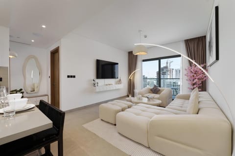 TV and multimedia, Seating area