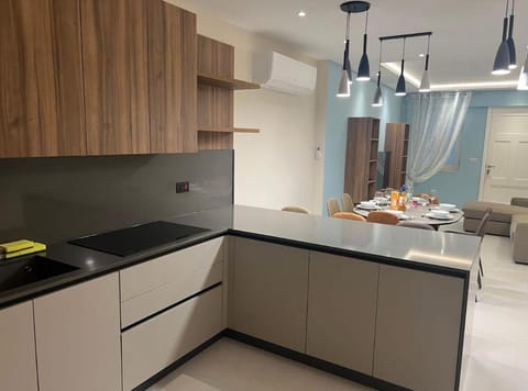 Gżira Modern 3-Bedroom Home Near Promenade & Valletta Ferry by Malta Weekend Apartment in Sliema