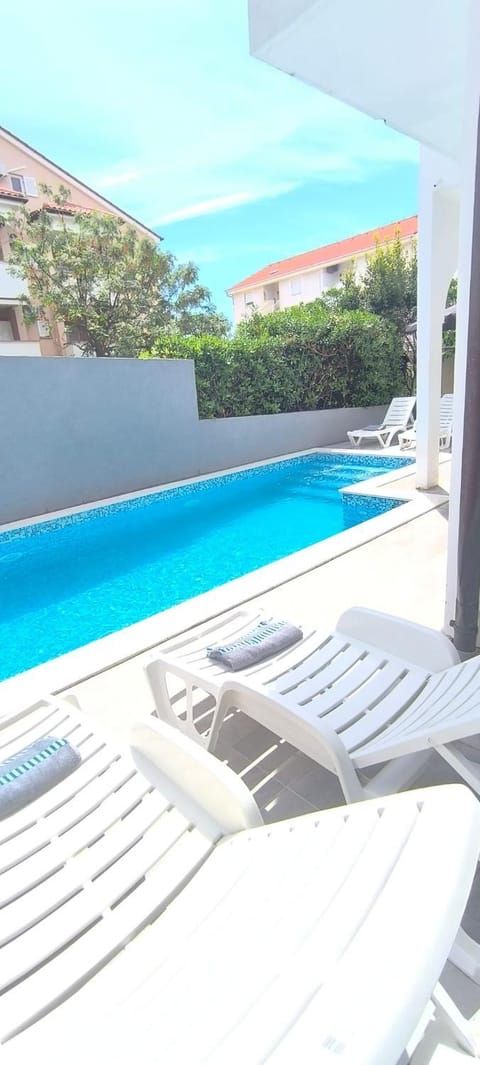 Kiara house with private pool House in Novalja