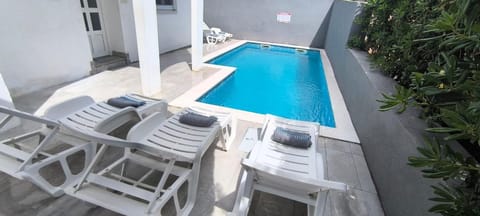 Kiara house with private pool House in Novalja