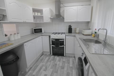 Kitchen or kitchenette, kitchen