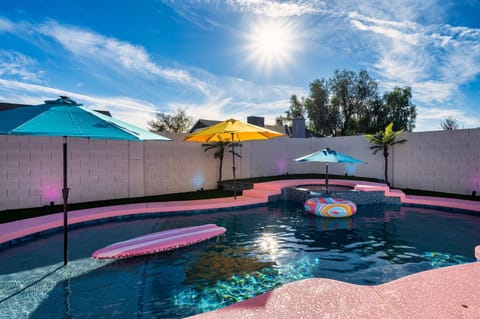 Day, Hot Tub, Pool view, Swimming pool