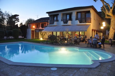 Restaurant/places to eat, Garden, Swimming pool, Swimming pool, Swimming pool