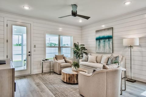 R3 at Lake Powell near Panama City Beach and 30A House in Sunnyside