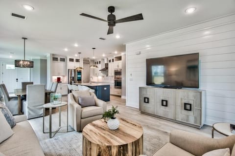 R3 at Lake Powell near Panama City Beach and 30A House in Sunnyside