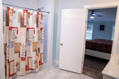 R3 Orange at Inlet Beach with Pool, EV Connector and RV Parking House in Inlet Beach