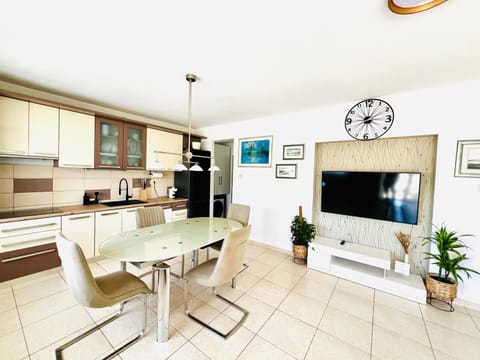 Apartment Sirius Apartment in Podstrana