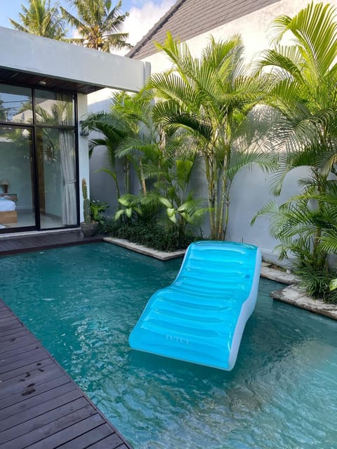 Swimming pool, Swimming pool, Swimming pool