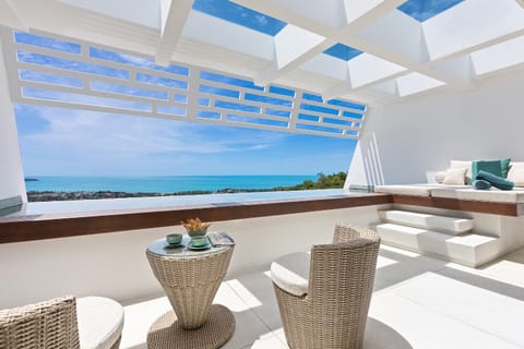 Patio, Swimming pool