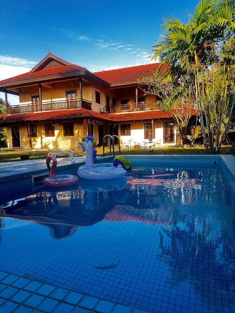 Pool view, Swimming pool
