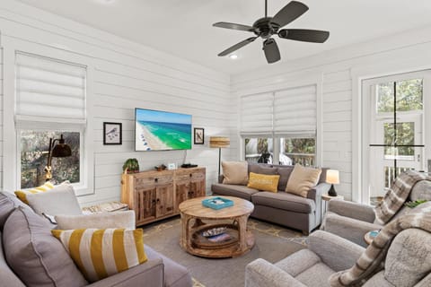 The Best of Both Worlds at Seagrove Serenity House in Seagrove Beach