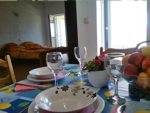 View (from property/room), Photo of the whole room, Decorative detail