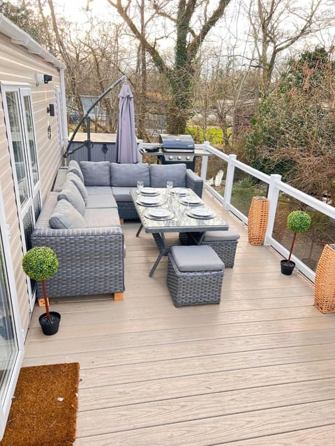 Balcony/Terrace, Garden view