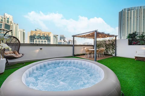Hot Tub, Balcony/Terrace