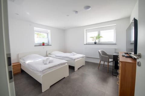 TV and multimedia, Bedroom