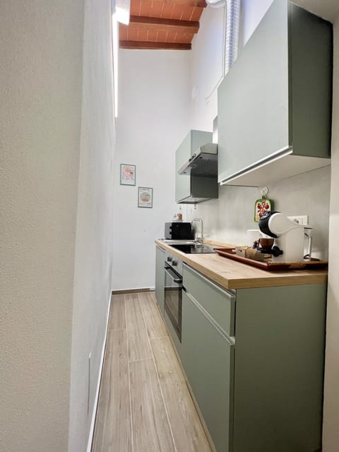 Casa S Trinita 15 min train station, visit Tuscany Apartment in Prato