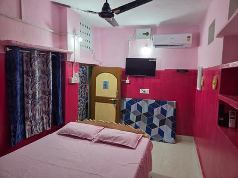 Bedroom, air conditioner