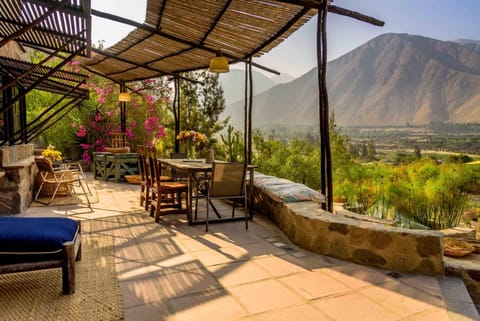 Balcony/Terrace, Mountain view