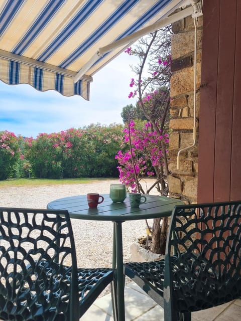 Patio, Garden, View (from property/room), Balcony/Terrace, Dining area, Garden view