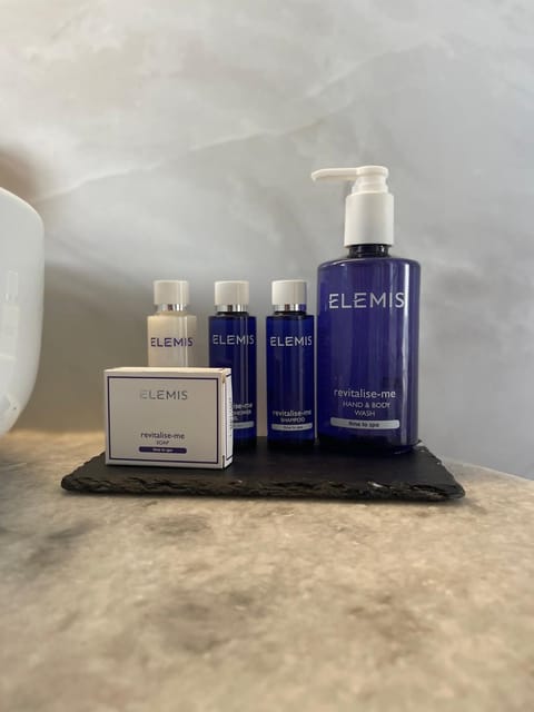 Cwtch Mawr House in Cardiff