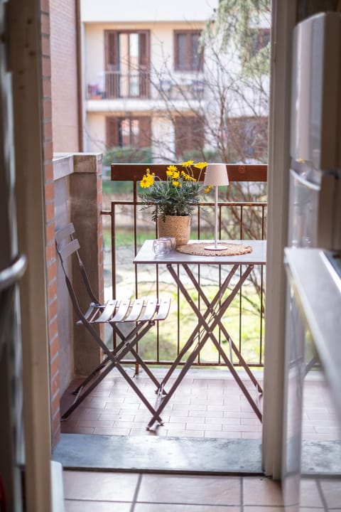 Spring, Day, Summer, View (from property/room), Balcony/Terrace, Living room, Dining area