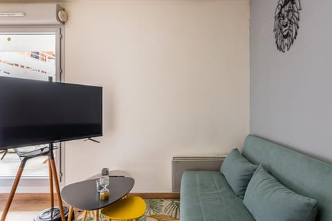 TV and multimedia, Living room